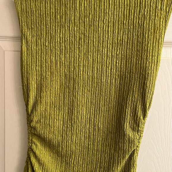 SHEIN~OLIVE DRESS~SLEEVELESS~ - Picture 4 of 8